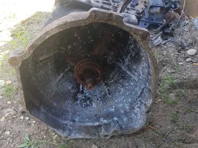 bontott MITSUBISHI PAJERO Váltó (Mechanikus)