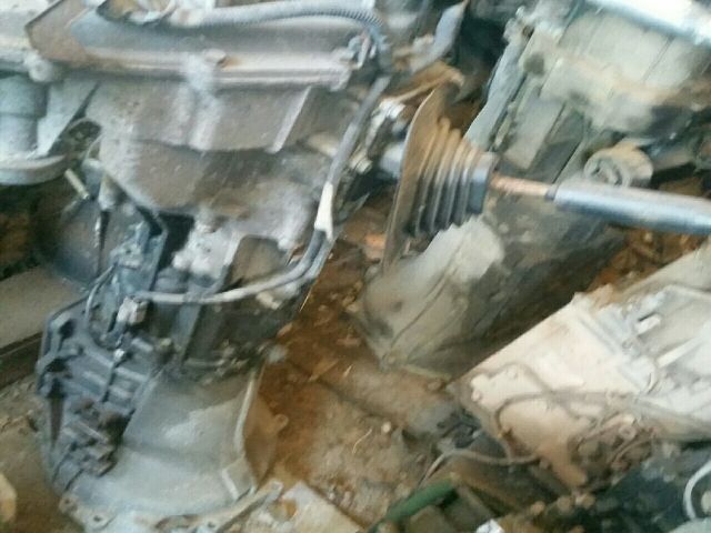 bontott MITSUBISHI PAJERO Váltó (Mechanikus)