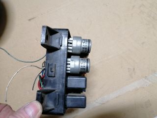 bontott MITSUBISHI PAJERO Biztosítéktábla Motortér