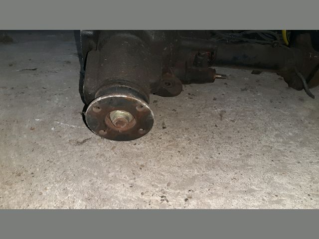 bontott MITSUBISHI PAJERO Első Differenciálmű