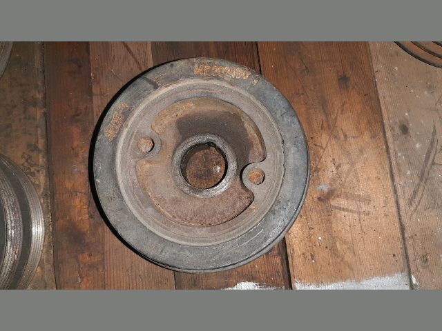 bontott MITSUBISHI PAJERO Főtengely Szíjtárcsa