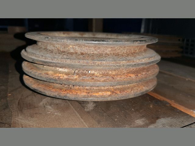 bontott MITSUBISHI PAJERO Főtengely Szíjtárcsa