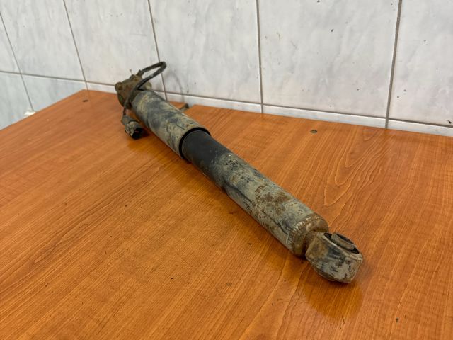 bontott MITSUBISHI PAJERO Jobb hátsó Lengéscsillapító