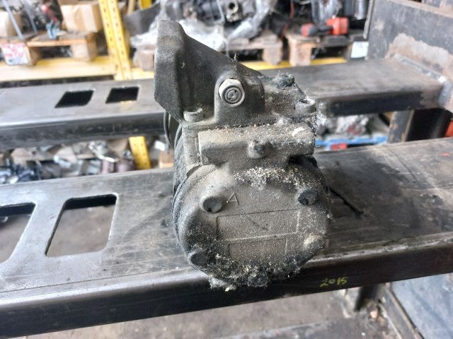 bontott MITSUBISHI PAJERO Klímakompresszor