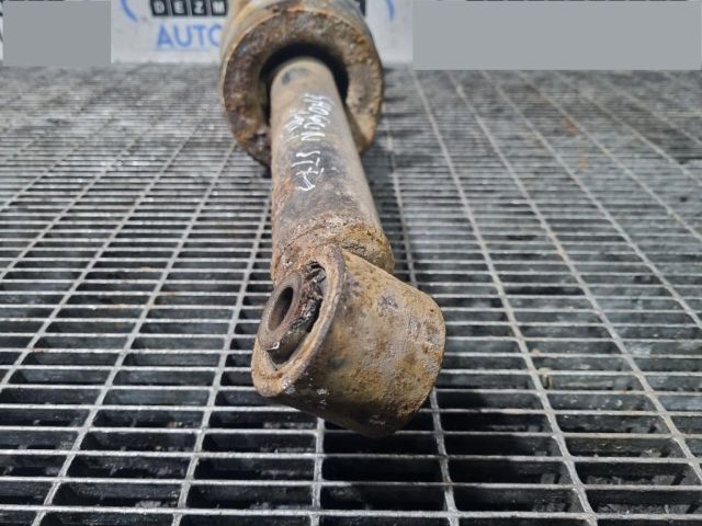 bontott MITSUBISHI PAJERO Bal első Lengéscsillapító