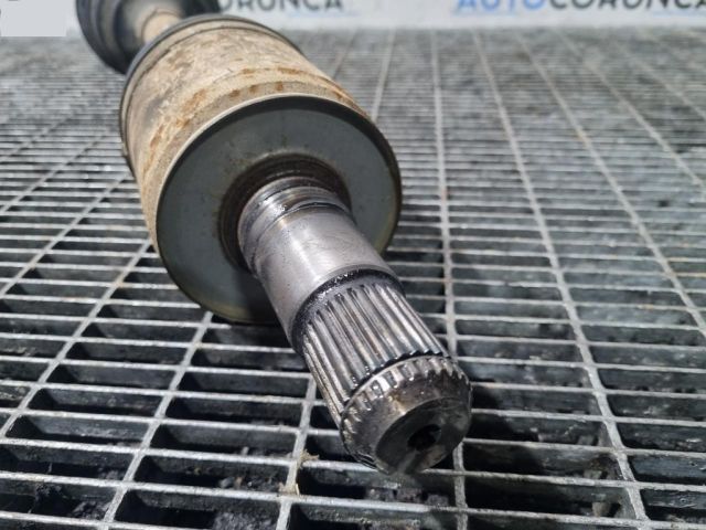 bontott MITSUBISHI PAJERO Bal Féltengely