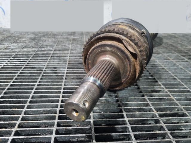 bontott MITSUBISHI PAJERO Bal Féltengely