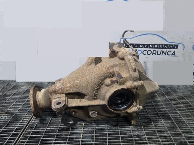 bontott MITSUBISHI PAJERO Hátsó Differenciálmű