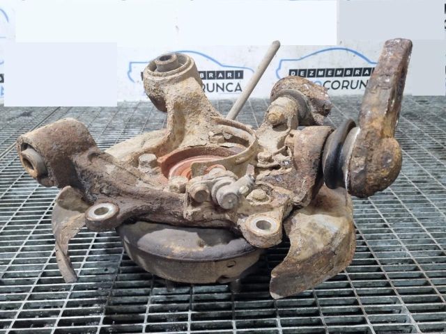 bontott MITSUBISHI PAJERO Jobb hátsó Csonkállvány