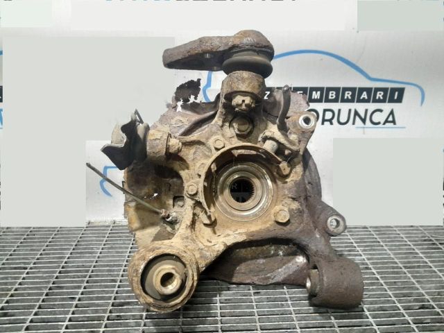 bontott MITSUBISHI PAJERO Jobb hátsó Csonkállvány