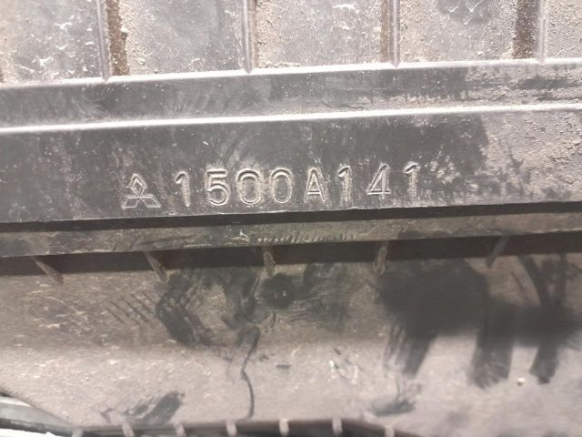 bontott MITSUBISHI PAJERO Légszűrő Ház