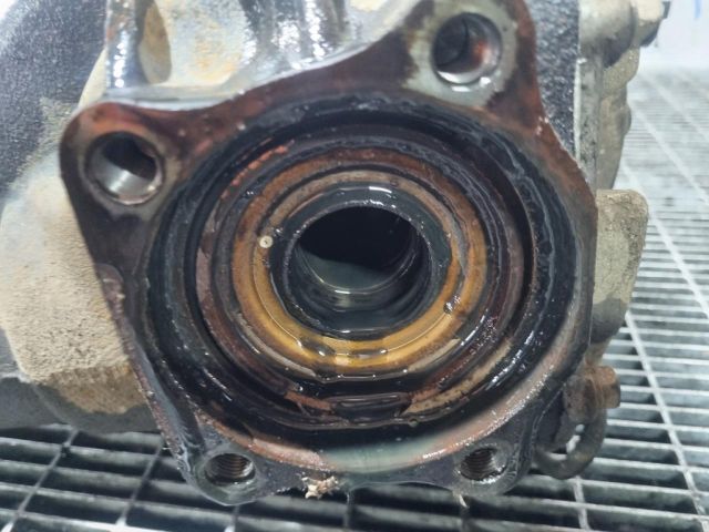 bontott MITSUBISHI PAJERO Osztómű