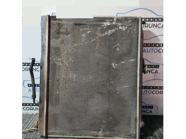 bontott MITSUBISHI PAJERO Vízhűtő Radiátor (Klímás)