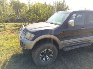 bontott MITSUBISHI PAJERO Bal első Gólyaláb (Lengécsillapító, Rugó)