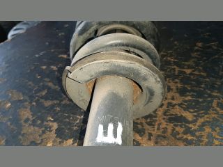 bontott MITSUBISHI PAJERO Bal első Gólyaláb (Lengécsillapító, Rugó)