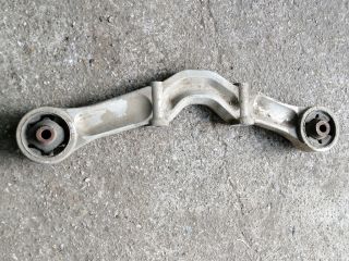 bontott MITSUBISHI PAJERO Differenciálmű Tartó Bak