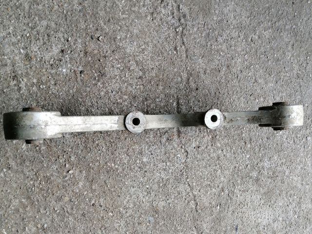 bontott MITSUBISHI PAJERO Differenciálmű Tartó Bak