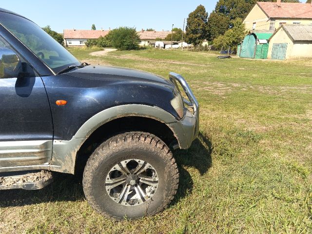 bontott MITSUBISHI PAJERO Hűtő Ventilátor(ok), Radiátor(ok) Szett