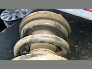 bontott MITSUBISHI PAJERO Jobb első Gólyaláb (Lengécsillapító, Rugó)