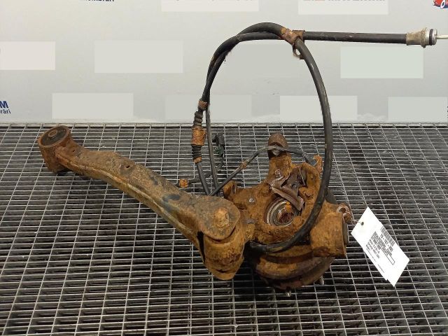 bontott MITSUBISHI PAJERO Jobb hátsó Csonkállvány