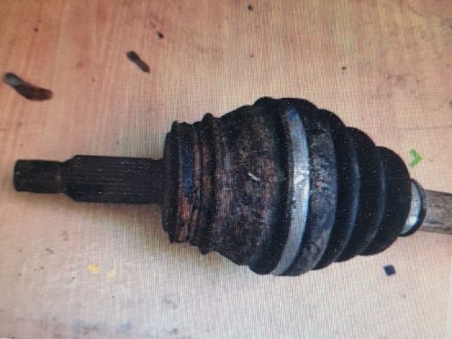 bontott MITSUBISHI PAJERO Jobb hátsó Féltengely