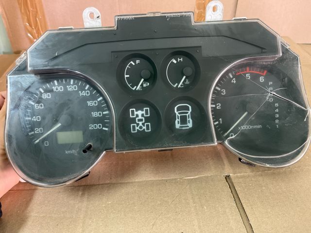 bontott MITSUBISHI PAJERO Kilométeróra