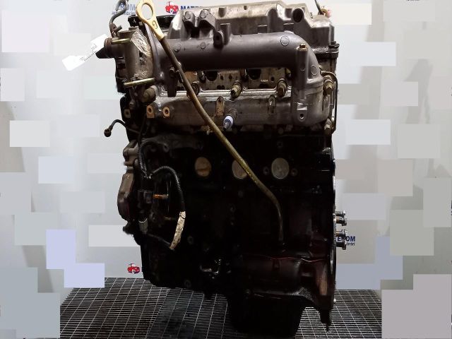 bontott MITSUBISHI PAJERO Motor (Fűzött blokk hengerfejjel)