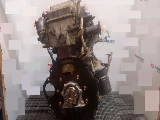 bontott MITSUBISHI PAJERO Motor (Fűzött blokk hengerfejjel)