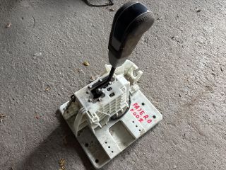 bontott MITSUBISHI PAJERO Automata Váltókar