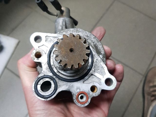 bontott MITSUBISHI PAJERO Vákumpumpa