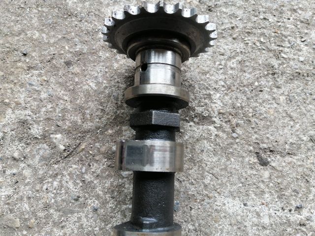 bontott MITSUBISHI PAJERO Vezérműtengely (Magában)