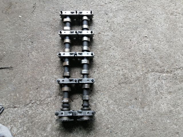 bontott MITSUBISHI PAJERO Vezérműtengely (Magában)