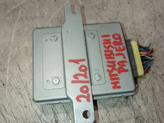 bontott MITSUBISHI PAJERO Motorvezérlő