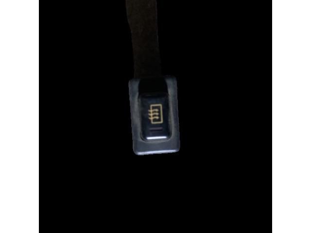 bontott MITSUBISHI PAJERO Ablakfűtés Kapcsoló