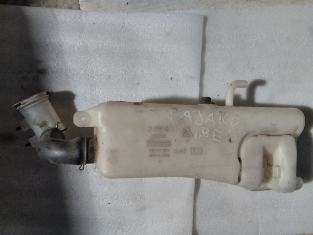 bontott MITSUBISHI PAJERO Ablakmosó Tartály