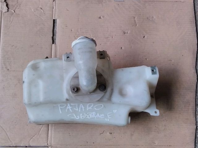 bontott MITSUBISHI PAJERO Ablakmosó Tartály