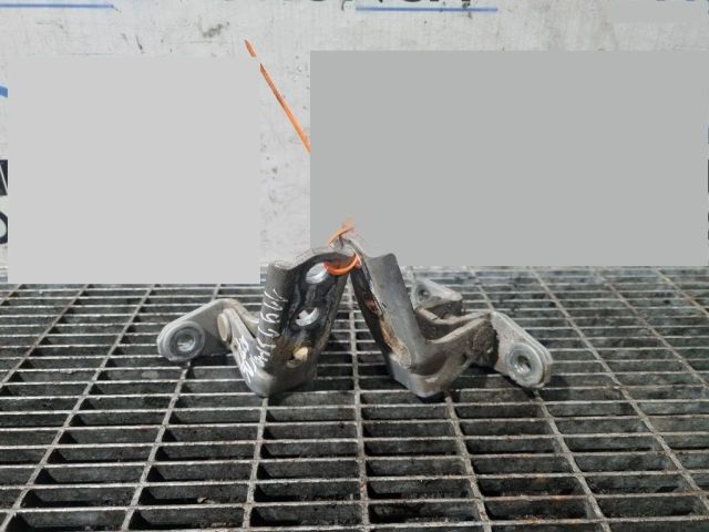 bontott MITSUBISHI PAJERO Ajtó Zsanér (Pozíciófüggetlen)