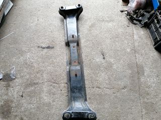 bontott MITSUBISHI PAJERO Alsó Kereszttartó