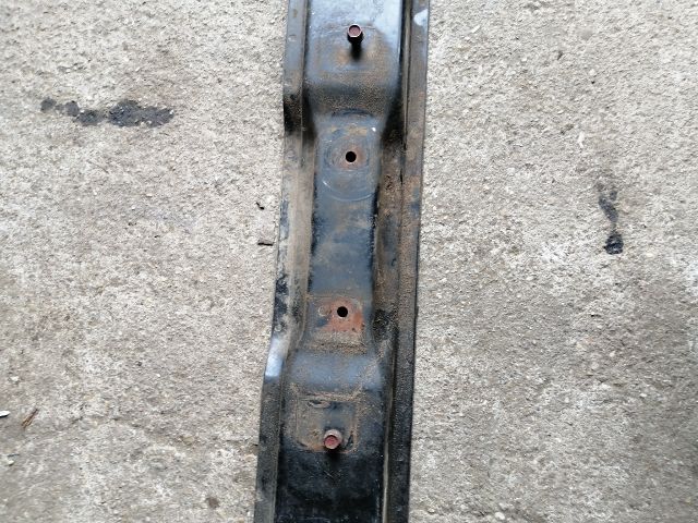 bontott MITSUBISHI PAJERO Alsó Kereszttartó