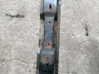 bontott MITSUBISHI PAJERO Alsó Kereszttartó