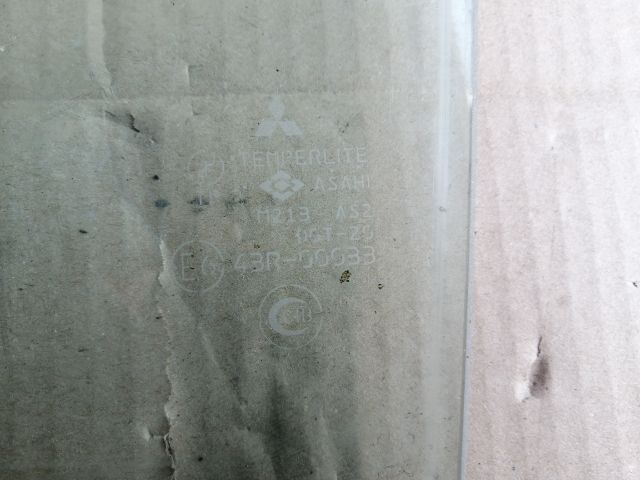 bontott MITSUBISHI PAJERO Bal első Ablak