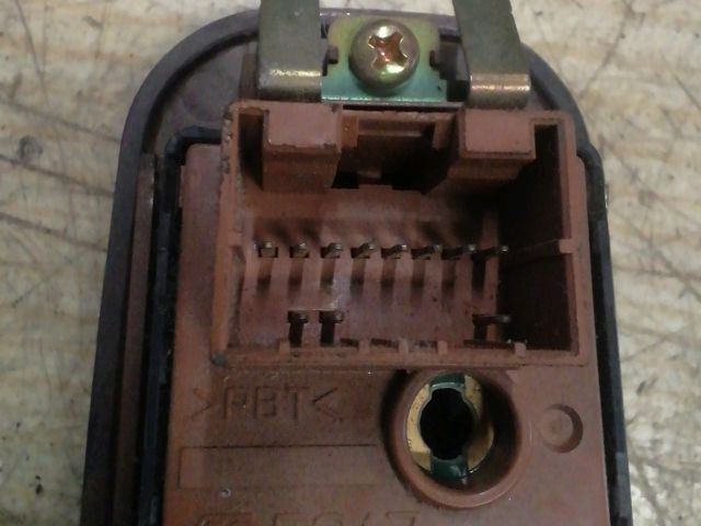 bontott MITSUBISHI PAJERO Bal első Ablakemelő Kapcsoló