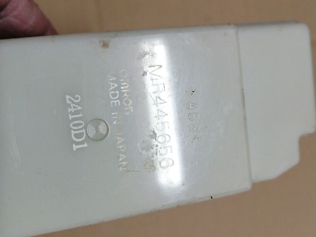 bontott MITSUBISHI PAJERO Bal első Ablakemelő Kapcsoló