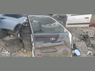 bontott MITSUBISHI PAJERO Bal első Ajtó (Üres lemez)