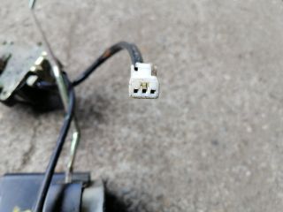 bontott MITSUBISHI PAJERO Bal első Ajtózár