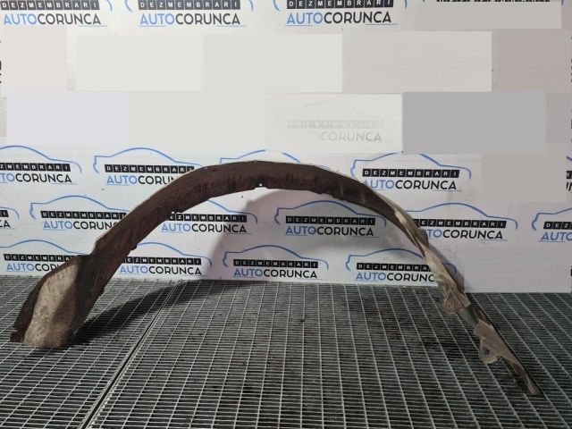 bontott MITSUBISHI PAJERO Bal első Dobbetét (Kerékjárati, Műanyag)