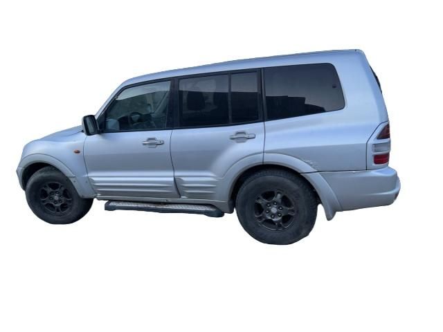 bontott MITSUBISHI PAJERO Bal első Hossznyúlvány