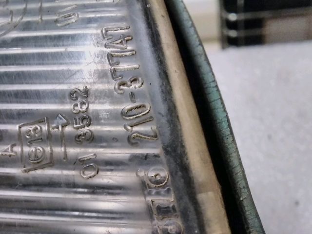 bontott MITSUBISHI PAJERO Bal első Irányjelző