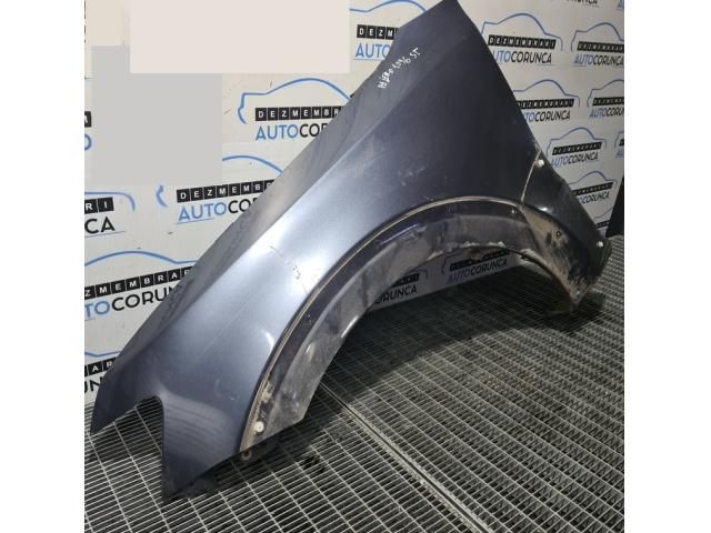 bontott MITSUBISHI PAJERO Bal első Sárvédő