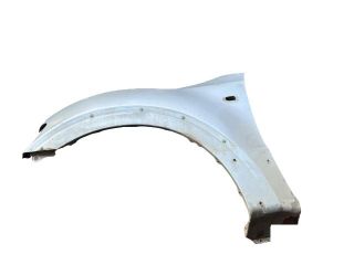 bontott MITSUBISHI PAJERO Bal első Sárvédő